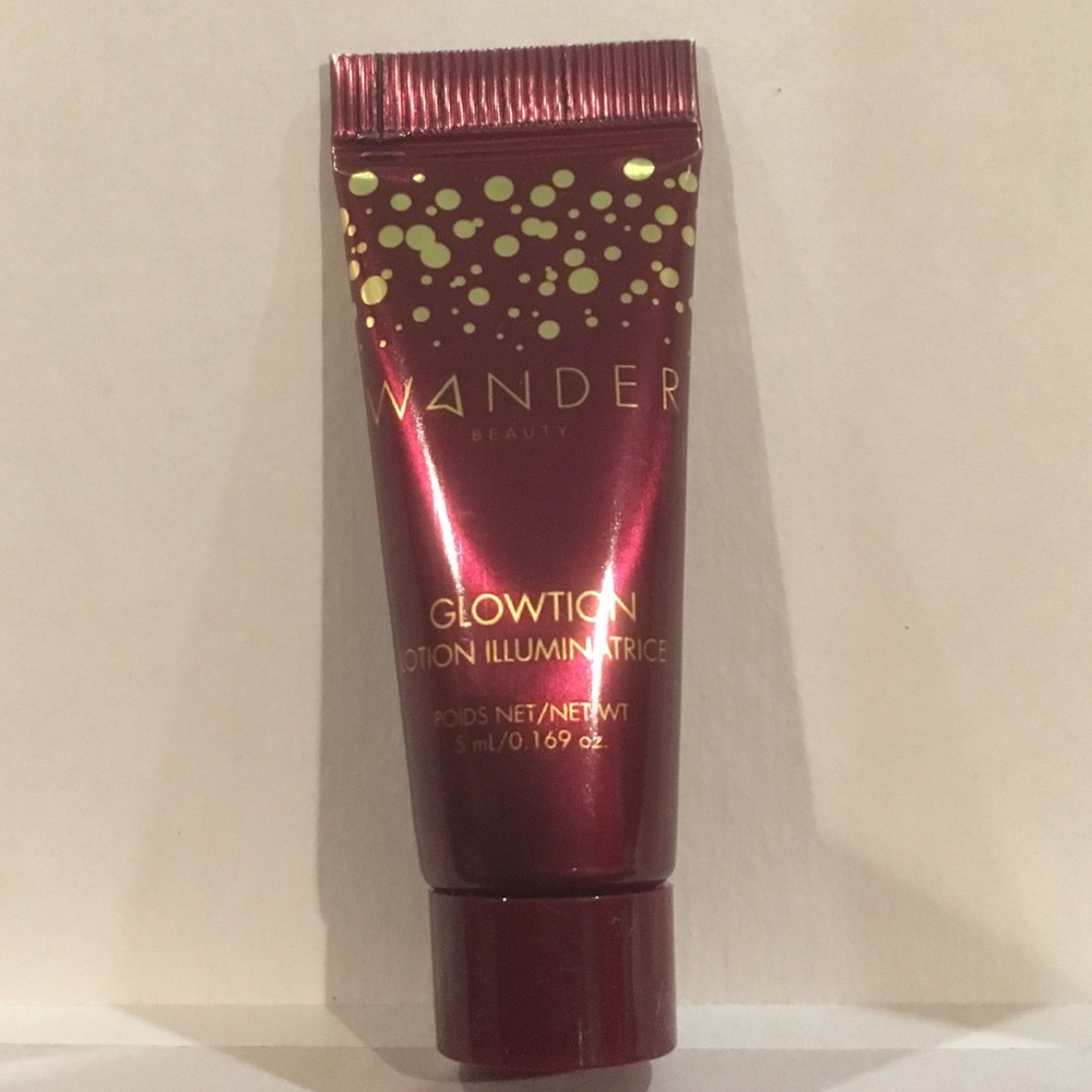 Wander Beauty Catch The Light Highlighter and Glow